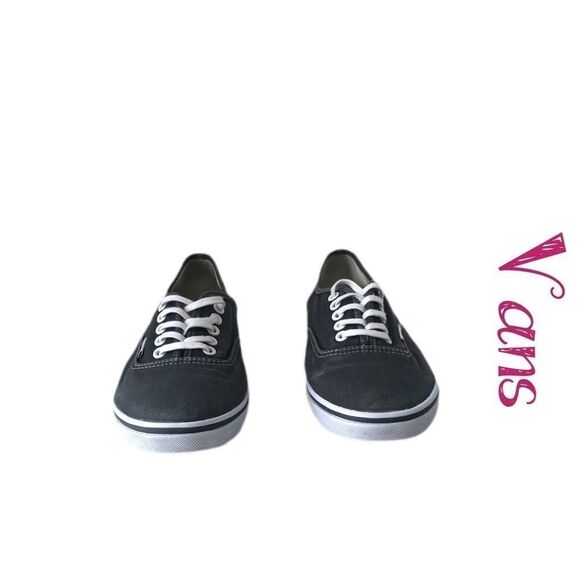 Vans Shoes - Vans Sneakers Woman Sz 8